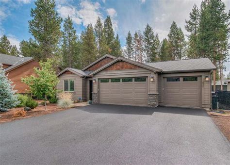 lapine realty|51868 Trapper George Ln La Pine, OR 97739.